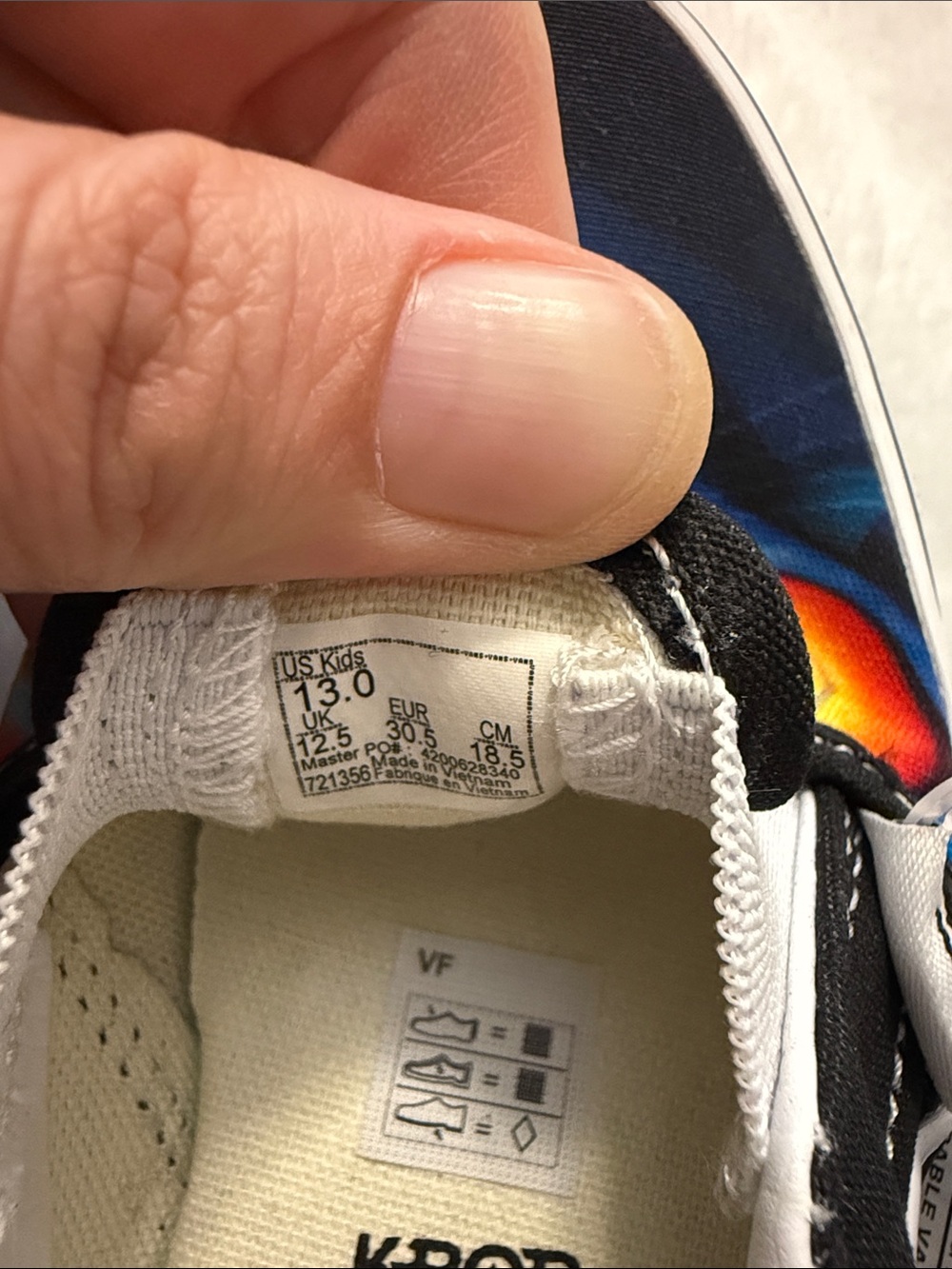 Vans Classic Slip-On KPop Demon Hunters Derpy Tiger Shoes Size 13 Kids *READ* - Picture 6 of 8